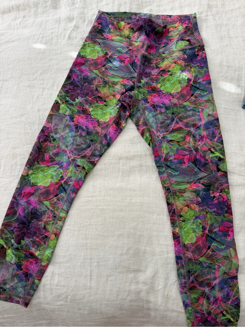 Lululemon Floral Print Active Leggings in Multi-Color
